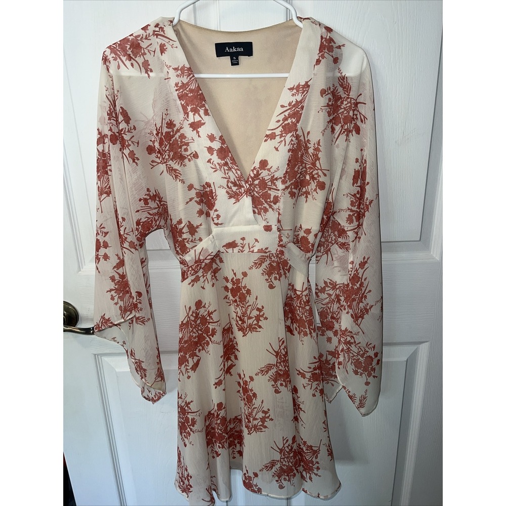 Aakaa Women's Short Dress Wrap Tie Boho Size Small Red‎ Floral